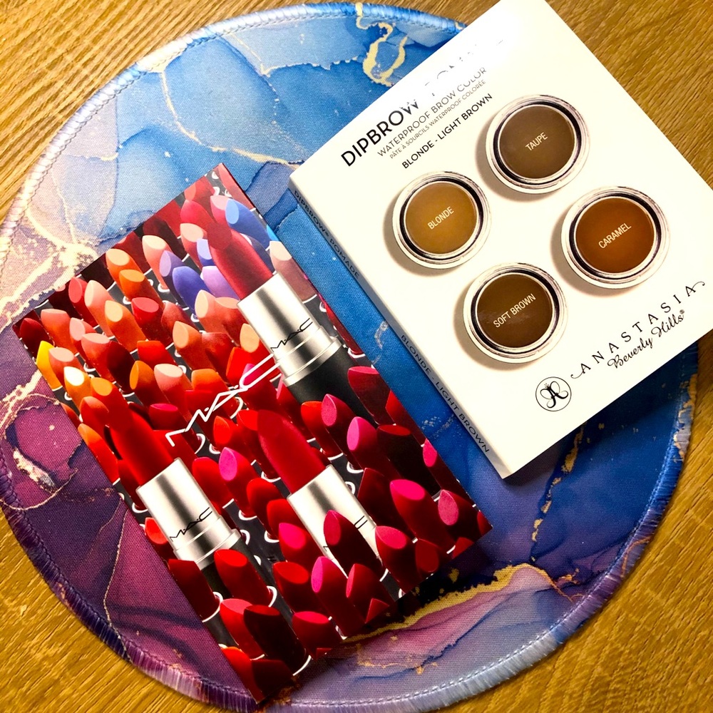 Lipstick and Brow Color Sample